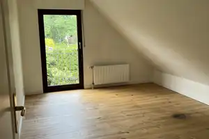 freistehendes Einfamilienhaus (inkl. EBK) auf ruhigem Sonnengrundstück – Berlin – Vorschaubild 18