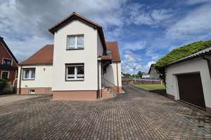 Einfamilienhaus mit Einliegerwohnung und großzügigem Grundstück in Mockrehna zu verkaufen! – Gartenweg 10, 4862 Mockrehna – Vorschaubild 6