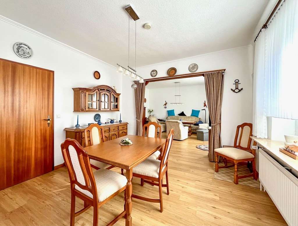 Immobilie in Tönning - Stadtnah wohnen: Einfamilienhaus mit minimalem Pflegeaufwand - Bild 2