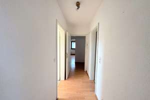 Großzügiges Einfamilienhaus mit großem Garten in ruhiger, gewachsener Lage und guter Infrastruktur – Die vollständige Adresse der Immobilie erhältst du vom Anbieter., 38300 Wolfenbüttel – Vorschaubild 18