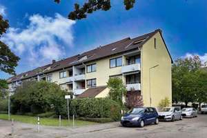 Karlsruhe-Waldstadt: Großzügige Eigentumswohnung in ruhiger und grüner Lage