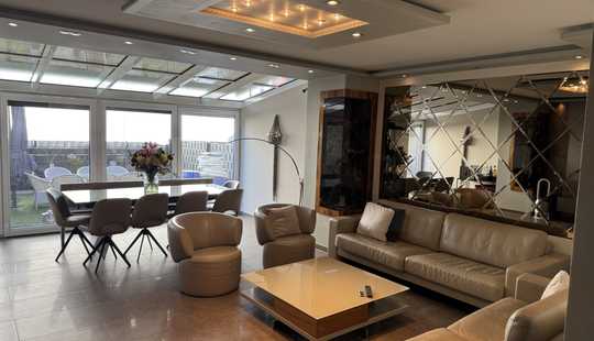 Bild von LUXURIÖS SANIERTE RMH MIT
SAUNA IN RUHIGER LAGE VON
SACHSENHAUSEN