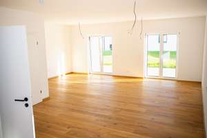Reserviert! Nur 1 Einheit frei – DHH mit Garten & Garage in Deggendorf – Die vollständige Adresse der Immobilie erhältst du vom Anbieter., 94469 Deggendorf – Vorschaubild 4