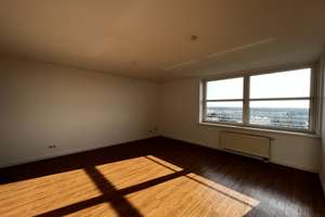 Direkt am Stern-Center: 2-Zimmer-Wohnung mit perfekter Infrastruktur – Gerlachstraße 31/33, 14480 Drewitz, Potsdam – Vorschaubild 1
