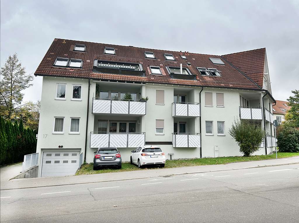 zentral gelegene 2 1/2 Zimmer WHG mit Balkon - Kirchheim/Teck