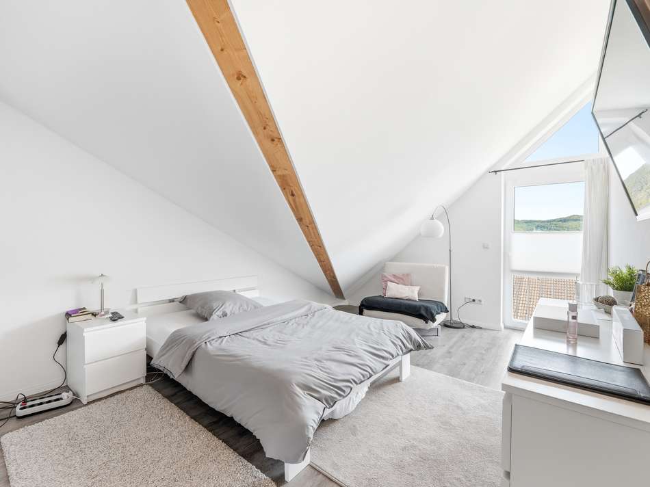 Schlafzimmer DG