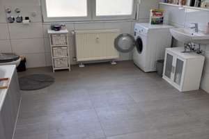 +++ Super schöne Penthouse Wohnung mit Aufzug bis in die Wohnung & großer Dachterrasse ++++ – Schützenstraße 60, 42659 Solingen-Mitte, Solingen – Vorschaubild 7
