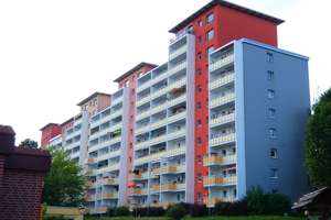 Wohnung mit Aufzug ? Klick hier ---»  Frisch saniert für Sie – Max-Türpe-Straße 50, 9122 Morgenleite, Chemnitz – Vorschaubild 1