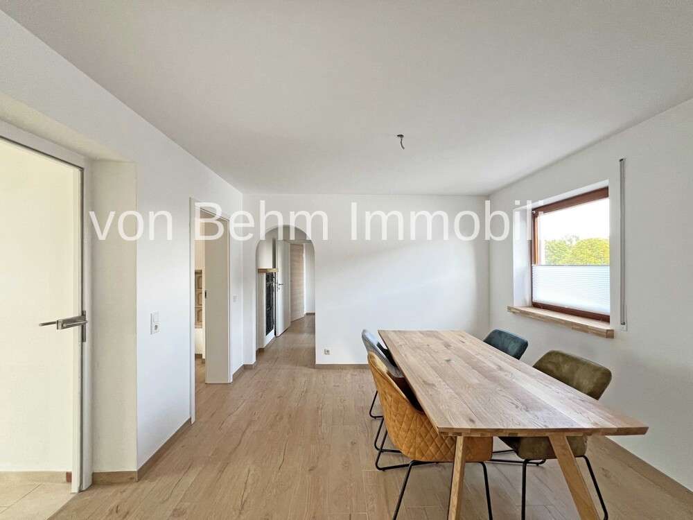 Immobilie in Geisenfeld - Großzügige 4-Zimmer-Erdgeschosswohnung mit Privatgarten und Terrasse in Geisenfeld - Bild 4