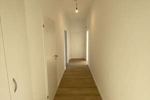 frisch sanierte 3-Zimmer-Wohnung in Bayenthal – Bonner Str. 261, 50968 Bayenthal, Köln – Vorschaubild 10