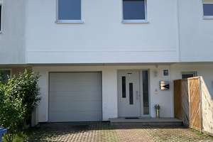 Minihaus in Waldperlach mit Garten, Keller, Garage und Stellplatz