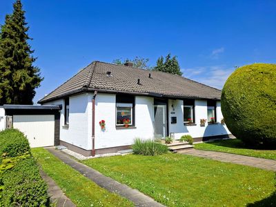 Bungalow mit Kamin und Wintergarten in Bestlage von Much - Unverbauter Fernblick inklusive
