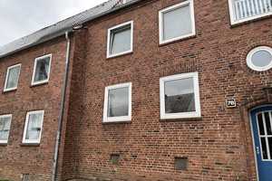 Für die kleine Familie! 2,5 Zimmerwohnung im Erdgeschoss – Hertzstraße 78, 24149 Kiel – Vorschaubild 1