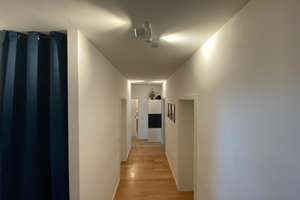 Tolle 4 Zimmer Whg Zentral mit Balkon in München-Neuhausen