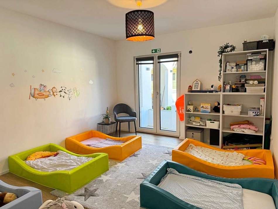 Vorderhaus Schlafzimmer