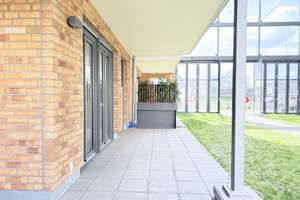 Moderne Ergeschosswohnung mit weitläufiger Terrasse und Markenküche – Karlsbader Platz 16, 65197 Rheingauviertel / Hollerborn, Wiesbaden – Vorschaubild 2