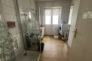 Solides Einfamilienhaus mit Nebengebäude auf 1147 m² Grundstück mit weiterer Bebauu – Die vollständige Adresse der Immobilie erhältst du vom Anbieter., 64401 Groß-Bieberau – Vorschaubild 4
