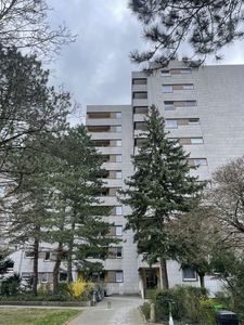 Berlin-Spandau: Gut geschnittene 3-Zimmer-Wohnung mit Balkon und Stellplatz