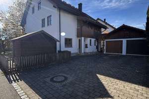Sehr schöne Doppelhaushälfte, idealer Grundriss, Garten, zentrumsnahe und ruhige Lage in Buchloe – Die vollständige Adresse der Immobilie erhältst du vom Anbieter., 86807 Buchloe – Vorschaubild 5