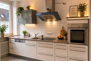 Koblenz, 4 Zi Wohnung, 2 Balkone  mit unverbauter Aussicht  – Hohenzollernstraße 131a, 56068 Süd, Koblenz – Vorschaubild 4
