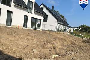 Neubau Doppelhaushälfte in Herford City ZU VERMIETEN ab dem 1.2.2025 – Die vollständige Adresse der Immobilie erhältst du vom Anbieter., 32049 Herford – Vorschaubild 4