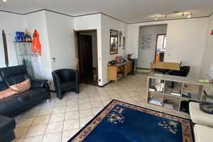 Möblierte 3-ZKB Wohnung mit EBK, Terrasse, Balkon und Stellplatz - Nähe WHU – Kirchstraße 8, 56179 Mayen-Koblenz (Kreis) – Vorschaubild 4