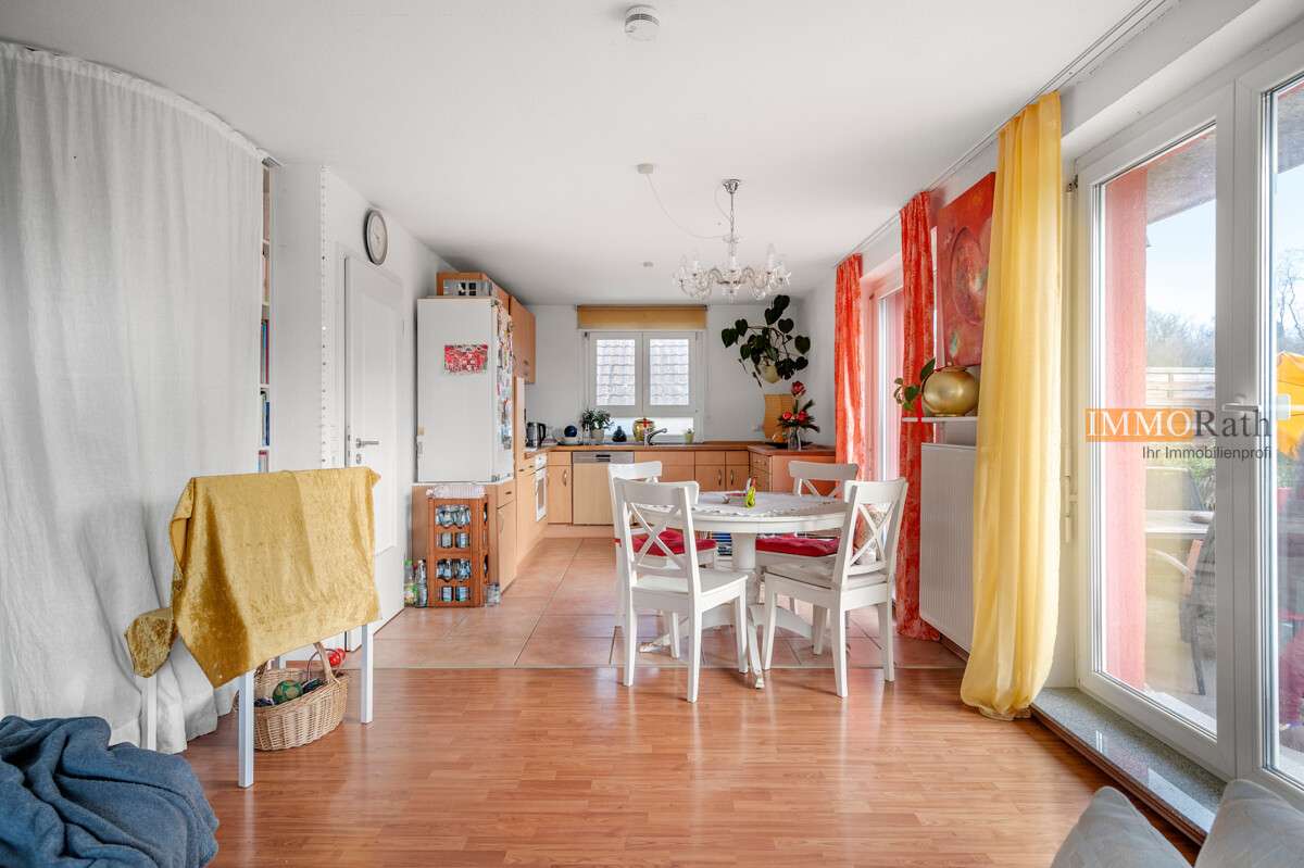 Immobilie in Staufen im Breisgau - IMMORath.de - Wohnung im Obergeschoss mit Balkon und Stellplatz - Bild 0