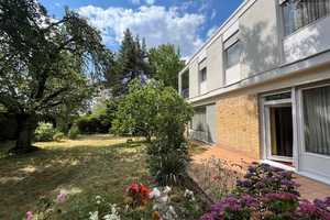 Immogeis | Buchhügel | Architektenhaus mit gut eingewachsenen Garten – Lichtenplattenweg 80, 63071 Offenbach am Main – Vorschaubild 1