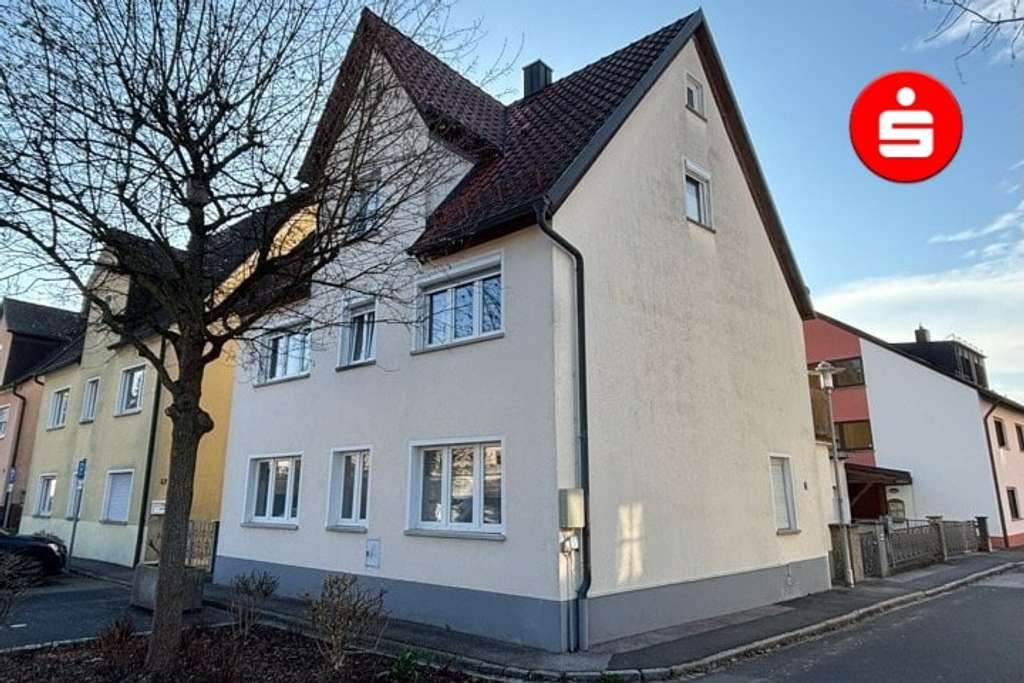 Immobilie in Hersbruck - Interessantes Wohnhaus im Herzen von Hersbruck - Bild 0