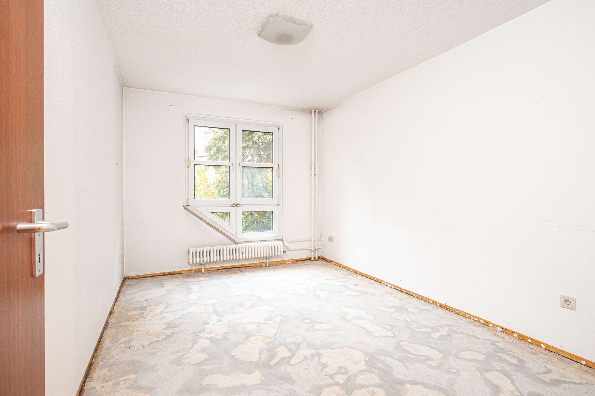 3-Zimmer-Erdgeschosswohnung mit Terrasse und Garten in Charlottenburg am Renaissance-Theater, Berlin – Bild 4