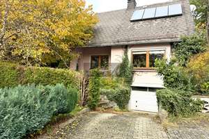 Attraktives Einfamilienhaus in zentraler Lage in Bad Steben – Die vollständige Adresse der Immobilie erhältst du vom Anbieter., 95138 Bad Steben – Vorschaubild 3