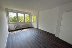 Zeit zum Entspannen! Moderne 2-Zi.-Wohnung! Traumhafter Ausblick! Balkon in abs. ruhiger Süd-Lage! – Schwarzenberger Straße 31, 47226 Rheinhausen-Mitte, Duisburg – Vorschaubild 7