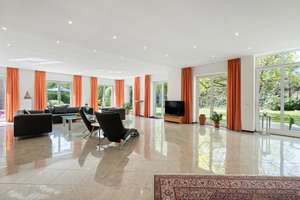 Besondere Villa in sehr bevorzugter Wohnlage. – Die vollständige Adresse der Immobilie erhältst du vom Anbieter., 22359 Volksdorf, Hamburg – Vorschaubild 5