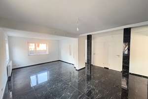 "Hochwertig kernsanierte Doppelhaushälfte in S-Nord, unterhalb der Weißenhofsiedlung"