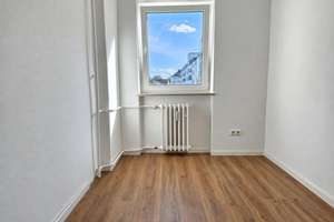 Frisch renovierte 3,5-Zimmer-Wohnung mit Balkonen in Laim – 80687 Sankt Ulrich, München – Vorschaubild 10