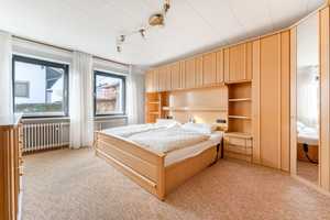Einfamilienhaus mit Einliegerwohnungen – Ihr neues Zuhause mit spektakulärem Panoramablick! – Cham (Kreis) – Vorschaubild 7