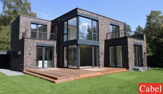Bild von Exklusive Rotklinker-Villa im Bauhaus-Stil in Hamburg-Bergstedt – Idyllisch wohnen in absolut Ruhe