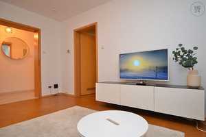 Modern möbliertes 2-Zimmer- Apartment mit WLAN direkt in der Altstadt von Nürnberg – Nürnberg – Vorschaubild 6