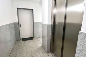 Provisionsfreie 4,5 ZKB mit EBK, 2 Bäder, Terrasse, Garten und TG im Herzen von Wiesbaden! – Die vollständige Adresse der Immobilie erhältst du vom Anbieter., 65189 Südost, Wiesbaden – Vorschaubild 14