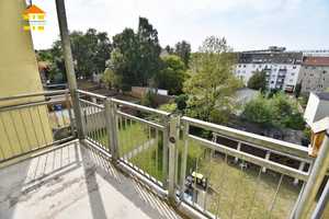 WG geeignete Wohnung mit Balkon und Option auf Einbauküche in UNI-Nähe??? – Bernsdorfer Straße 88, 9126 Chemnitz – Vorschaubild 1