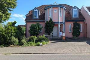 Wohnen mit Charakter: 2-Zimmer-Apartment in Stegaurach – 96135 Stegaurach – Vorschaubild 1
