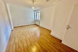 Gepflegte 4 - Zimmerwohnung mit 2 x Balkon in der Mitte Wiesbadens! – Bülowstrasse 7, 65195 Wiesbaden – Vorschaubild 6