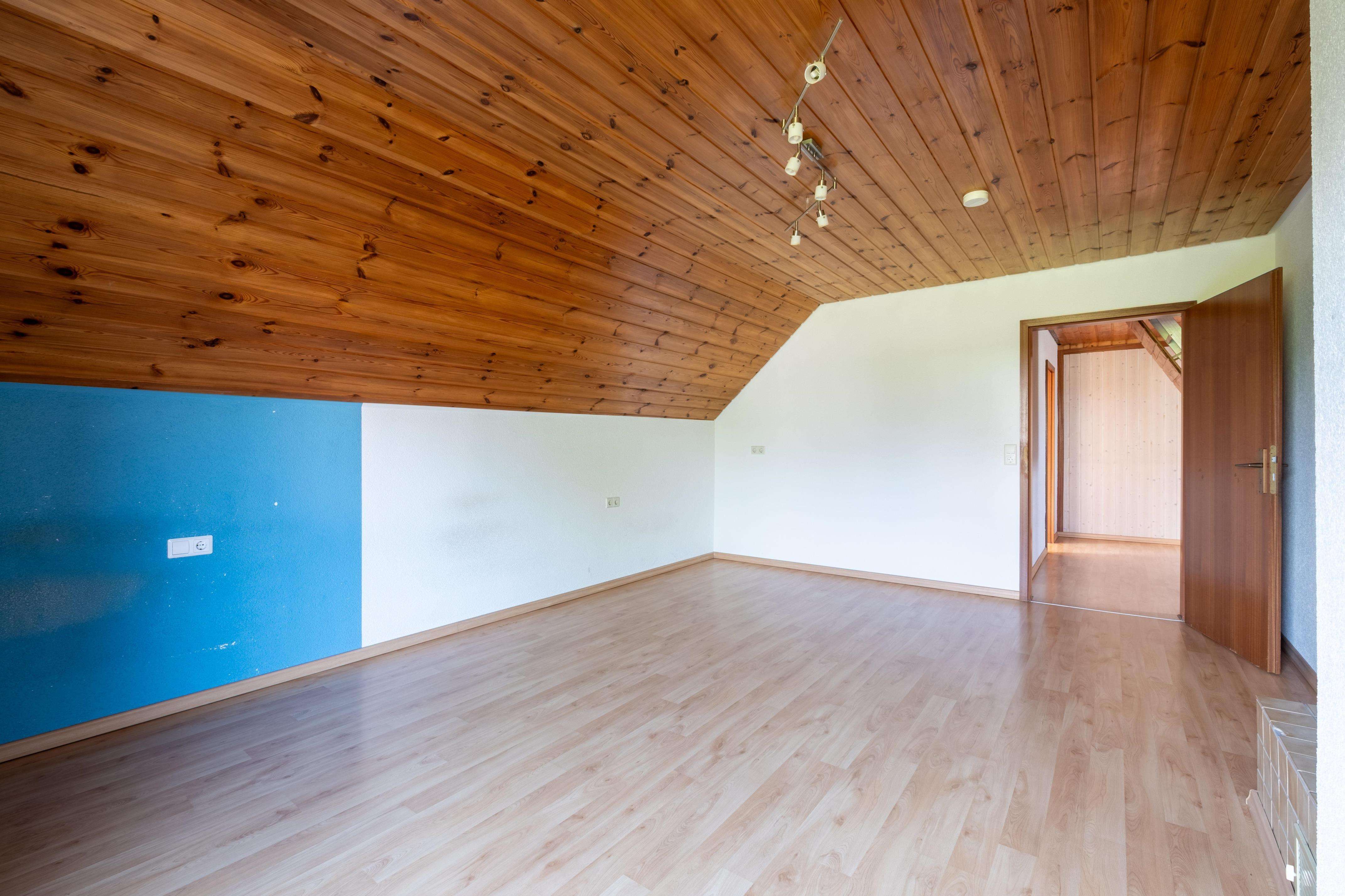 Immobilie in Fronreute - Attraktives Landhaus mit vielen Möglichkeiten – Perfekt für Eigennutzer und Kapitalanleger  - Bild 1