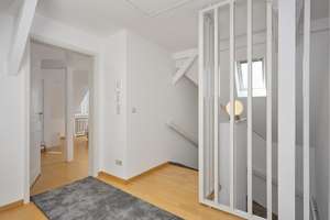 Klassische Mehrfamilien - Villa in exklusiver Lage am Grafenberger Wald – Die vollständige Adresse der Immobilie erhältst du vom Anbieter., 40629 Ludenberg, Düsseldorf – Vorschaubild 27