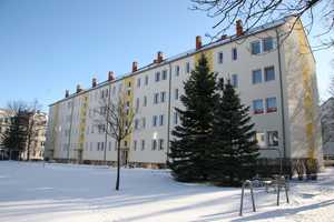 Verlängern Sie Ihre Freiluftsaison! 2 Zimmer mit verglastem Balkon – Kochstraße 56, 9116 Chemnitz – Vorschaubild 2