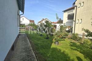 Wunderschönes Einfamilienhaus in Burlafingen – Die vollständige Adresse der Immobilie erhältst du vom Anbieter., 89233 Neu-Ulm – Vorschaubild 1