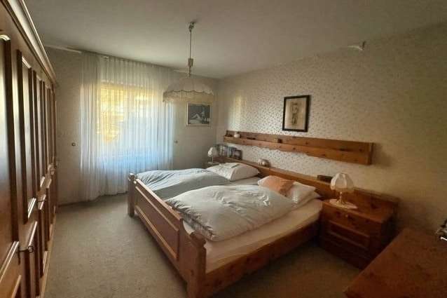 Immobilie in Altdorf bei Nürnberg - Großes freistehendes 1- bis 2-Familienhaus in Altdorf mit Garten und Garage - Bild 6