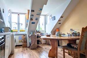 Modernisiertes Einfamilienhaus mit großem West-Garten in attraktiver Lage von Edenkoben – Die vollständige Adresse der Immobilie erhältst du vom Anbieter., 67480 Edenkoben – Vorschaubild 5