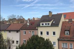 Stilvoll sanierte 2-Zimmer-Wohnung im 2. Obergeschoss in bester Altstadtlage von Augsburg – Die vollständige Adresse der Immobilie erhältst du vom Anbieter., 86150 Lechviertel, östl. Ulrichsviertel, Augsburg – Vorschaubild 1