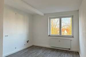 schöne 2,5 Zimmer Wohnung in zentraler Lage !! – Gelsenkirchener Straße 15, 45141 Stoppenberg, Essen – Vorschaubild 4